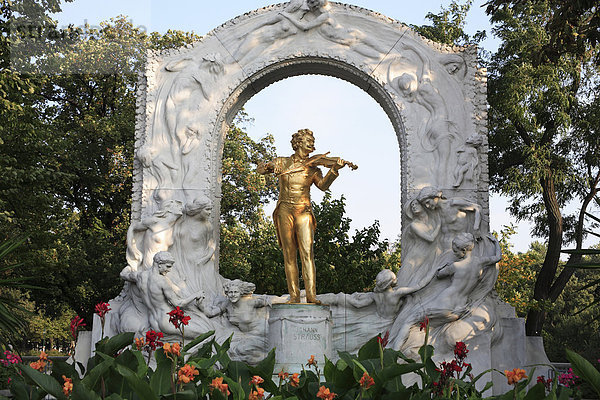 Österreich  Wien  Ansicht der Johann-Strauß-Statue im Stadtpark