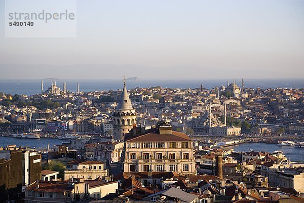 Türkei  Istanbul  Blick auf das Stadtbild