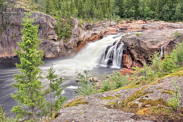 Hyttfossen-Wasserfall am Fluss Gaula  Norwegen  Skandinavien  Europa