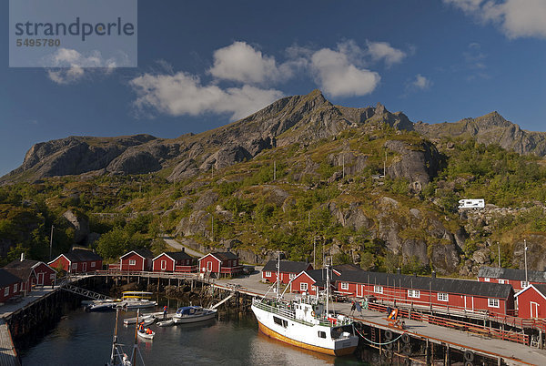 Hafen von Nusfjord  Nussfjord  Ramberg  Insel Flakstad¯ya  Flakstadoya  Lofoten  Nordland  Norwegen  Europa