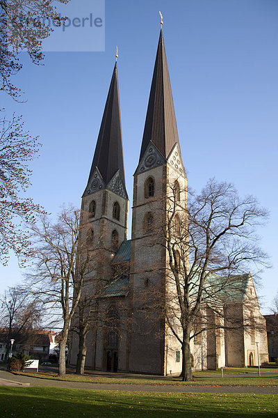 Neustädter Marienkirche  gotische Hallenkirche  Bielefeld  Ostwestfalen-Lippe  Nordrhein-Westfalen  Deutschland  Europa  ÖffentlicherGrund