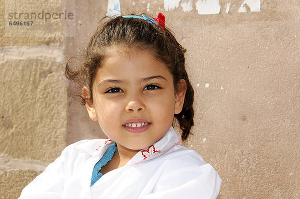 Junges Mädchen  Marokkanerin  Portrait  Essaouira  Marokko  Afrika
