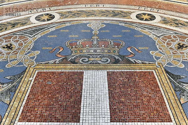 Detail  Bodenmosaik  Marmorboden  Einkaufspassage  Arkaden  Galleria Vittorio Emanuele II  Mailand  Milano  Lombardei  Italien  Europa
