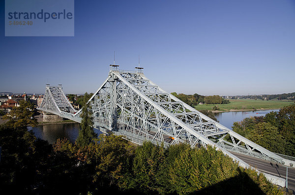 Historische Loschwitzer Brücke  auch Blaues Wunder  über den Fluss Elbe  Blasewitz  Dresden  Sachsen  Deutschland  Europa