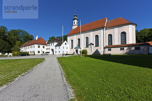 Klosterkirche  Kloster Wessobrunn  Pfaffenwinkel  Oberbayern  Bayern  Deutschland  Europa