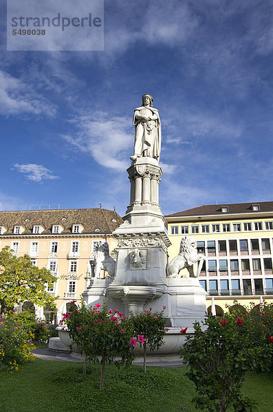 Trentino Südtirol Europa Statue Bozen Italien