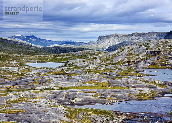 Landschaft nahe Bajep Tjuorvvomoajvve  Rago-Nationalpark  Nordland  Norwegen  Skandinavien  Europa