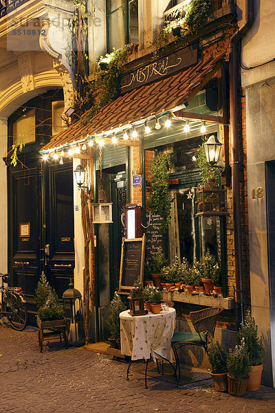 Dekoration eines Restaurants in der Altstadt  Pelgrimstraat  Antwerpen  Flandern  Belgien  Europa