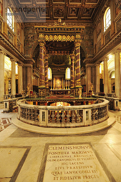 Innenansicht der Kirche Santa Maria Maggiore  Rom  Italien  Europa