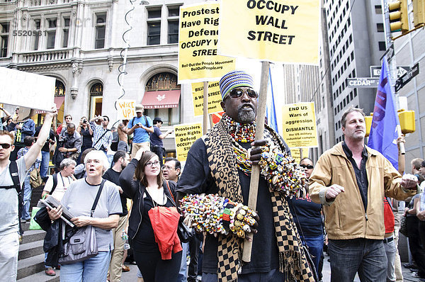 Occupy Wall Street Demonstration  nahe des Wall Street Finanzviertels  Downtown Manhattan  New York  USA