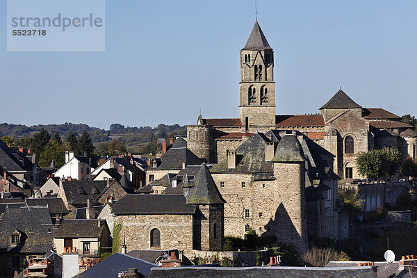 St Pierre Kirche  Uzerche  Tal des Flusses Vezere  DÈpartement CorrËze  Frankreich  Europa