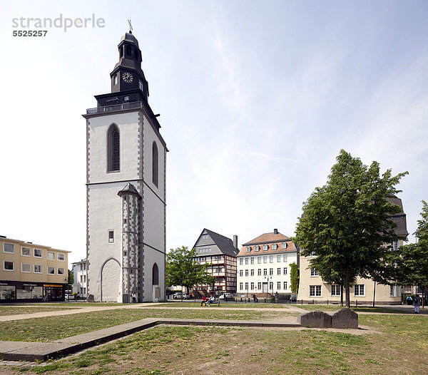Turm der Stadtkirche St. Pankratius  Mahnmal  Gießen  Hessen  Deutschland  Europa  ÖffentlicherGrund