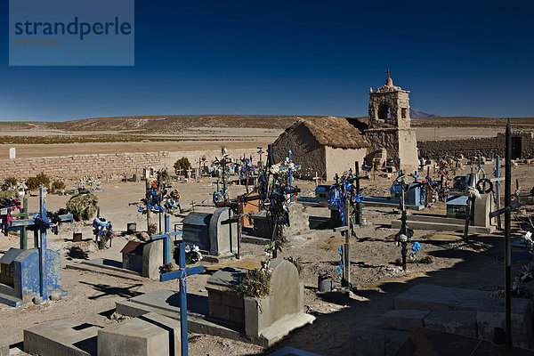 Kirche und Friedhof in San Juan  Salar de Uyuni  Bolivien