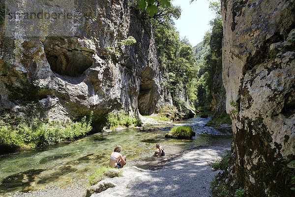 Fluss Vis  Cirque de Navacelles  Blandas  Causses und Cevennen  mediterrane agrarische Weide-Kulturlandschaft  UNESCO Weltkulturerbe  Gard  Frankreich  Europa