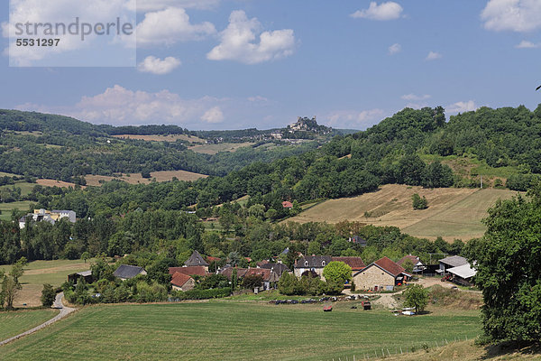 Das Dorf Turenne  Correze  Frankreich  Europa