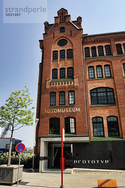 Automuseum Prototyp in der Hafencity von Hamburg  Deutschland  Europa
