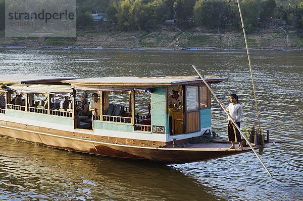 Flussboot auf dem Mekong Fluss  Luang Prabang  Laos  Indochina  Asien