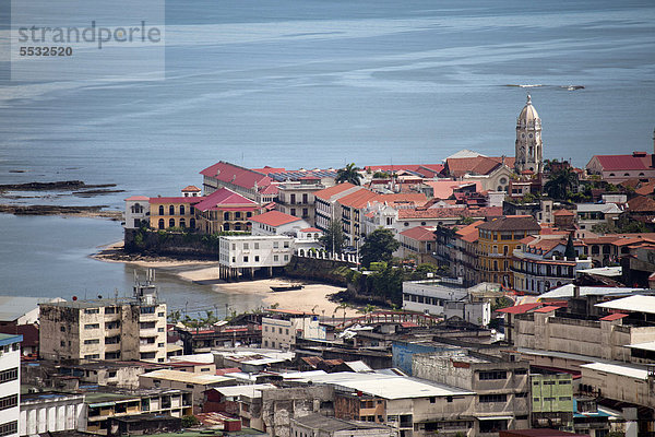 Altstadt Casco Viejo vom Berg Cerro Ancon aus gesehen  Panama Stadt  Panama  Mittelamerika