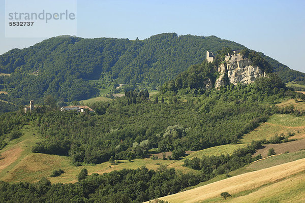 Ruine der Burg von Canossa  Emilia Romagna  Italien  Europa