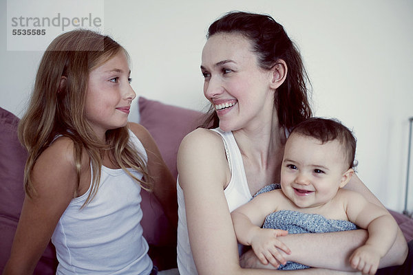 Mutter und zwei Töchter  Portrait