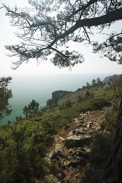 Felsenweg  Pointe de Saint-Hernot  Ile Vierge  Halbinsel Crozon  FinistËre  Bretagne  Frankreich