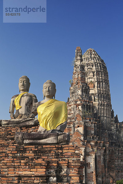 Buddha-Statuen in Wat Chaiwatthanaram  Ayutthaya  Thailand  Asien