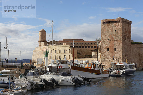 Fort Saint-Jean an der Einfahrt zum Vieux Port  Alter Hafen  Marseille  Bouches-du-Rhone  Provence  Frankreich  Europa