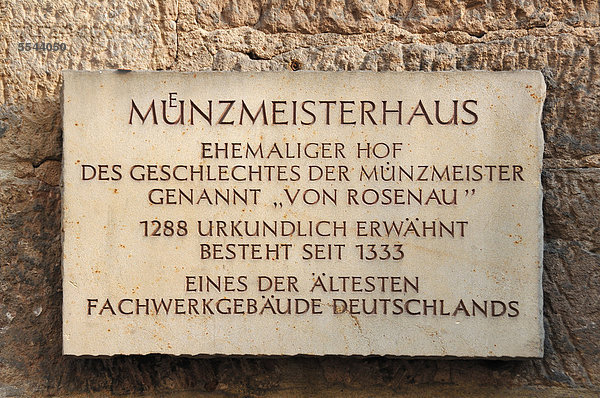 Informationstafel am Münzmeisterhaus von 1333  eines der ältesten Fachwerkhäuser in Deutschland  Ketschengasse 7  Coburg  Oberfranken  Bayern  Deutschland  Europa