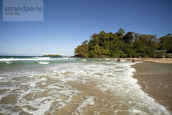 Red Frog Beach auf der Insel Bastimentos  Inselgruppe Bocas del Toro  Panama  Mittelamerika