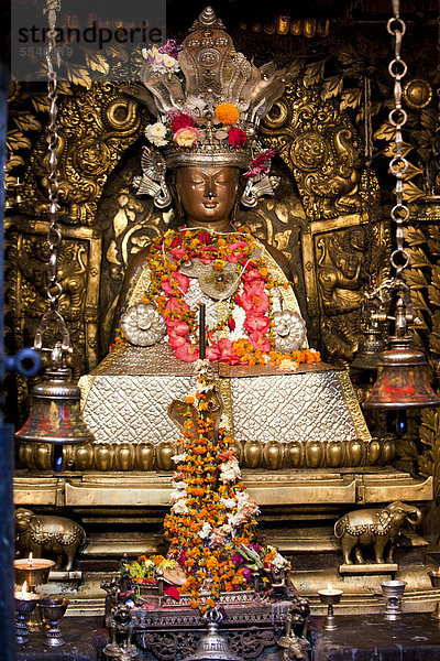 Tempel mit hinduistischer Gottheit  Kathmandu  Nepal