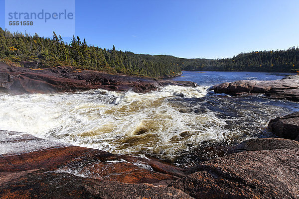 Manitou Fluss  Duplessis Region  Quebec  Kanada