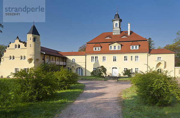 Schloss Lauben  Weinböhla  Meißen  Sächsisches Elbland  Sachsen  Deutschland  Europa