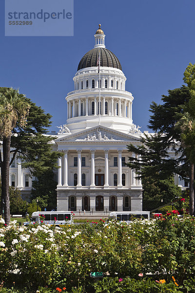 California State Capitol  Sitz der Legislative und des Gouverneurs von Kalifornien  Sacramento  Kalifornien  USA  Nordamerika