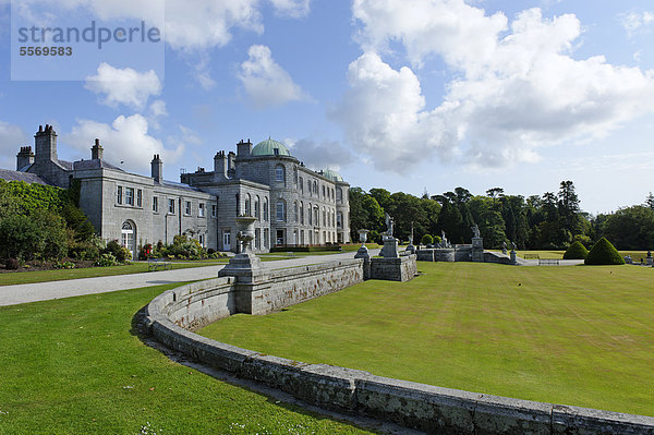 Schloss Powerscourt Estate  Wicklow Mountains  Enniskerry  County Wicklow  Irland  Europa