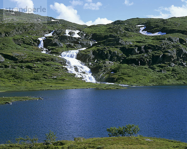 Wasserfall am Vierbotnvatni  Vierbotn  Buskerud  Norwegen  Skandinavien  Europa