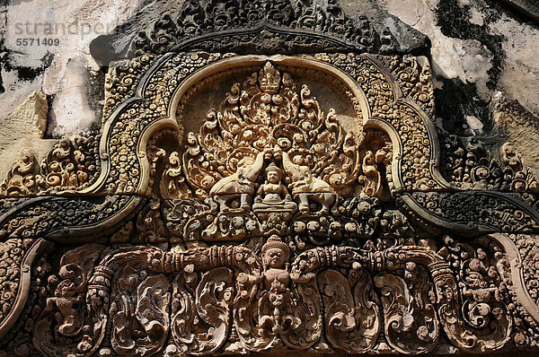 Skulpturales Relief  Tempel  Banteay Srei  Angkor  Siem Reap  Kambodscha  Südostasien
