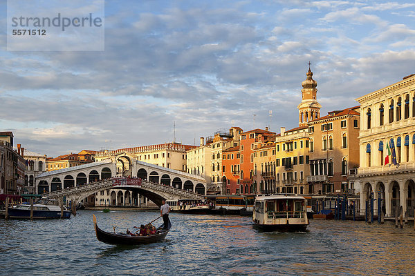 Europa Canale Grande Italien Rialtobrücke Venedig