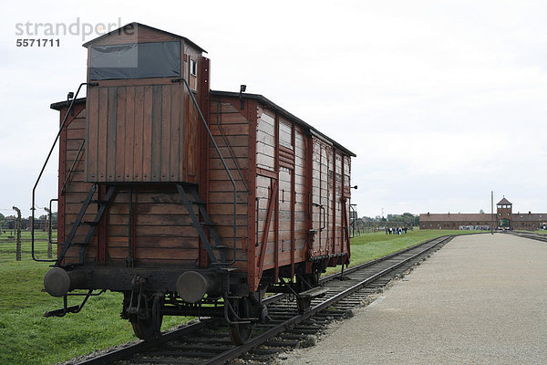Transportwaggon im Konzentrationslager Auschwitz-Birkenau  Polen  Europa