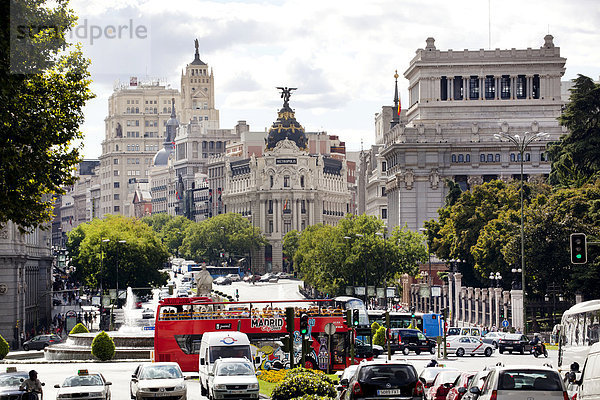 Madrid Hauptstadt Europa Ehrfurcht Großmutter Puerta de Alcala Allee Spanien