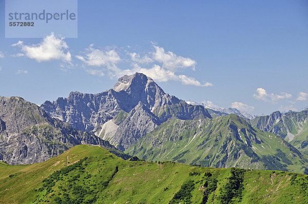 Panorama vom Nebelhorn zum Widderstein  2533m  Allgäu  Kleinwalsertal  Vorarlberg  Österreich  Europa  ÖffentlicherGrund