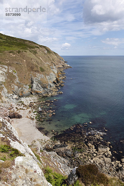 Klippen auf Ostseite der Howth-Halbinsel bei Dublin  County Fingal  Leinster  Irland  Europa