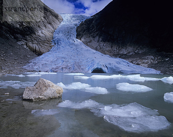 Brigsdalsbreen  Briksdalsbreen  eine Gletscherzunge des Jostedalsbreen  Sogn og Fjordane  Norwegen  Skandinavien  Europa