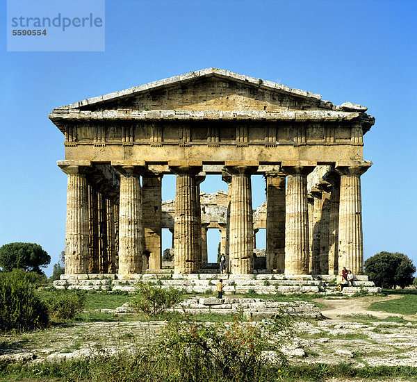 Neptuntempel in Paestum  UNESCO-Weltkulturerbe  Provinz Salerno  Italien  Europa