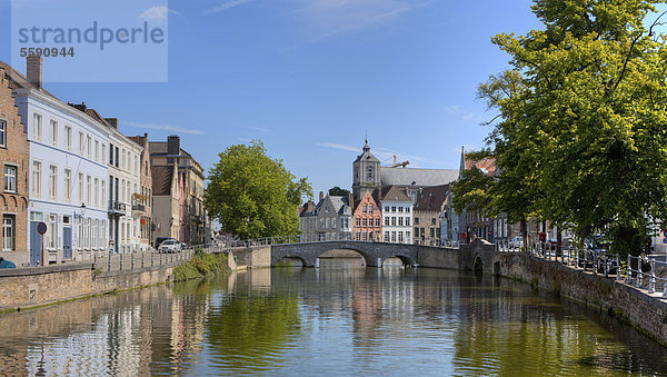 Alte Häuser am Lange Rei  Brügge  Westflandern  Flämische Region  Belgien  Europa