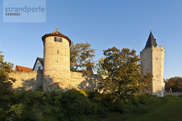 Historische Wehranlage  Wehrgang  Stadtmauer  Mühlhausen  Thüringen  Deutschland  Europa