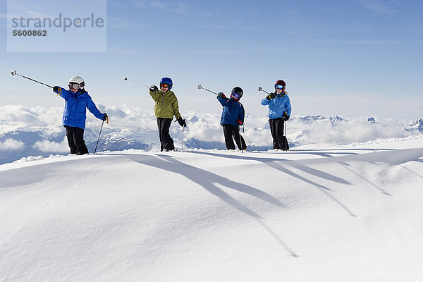 Stange Ski spielen Schnee