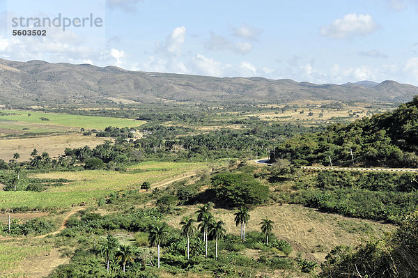 Aussichtspunkt bei Trinidad  Valle de Ingenios  Zuckermühlental  Trinidad  Kuba  Große Antillen  Karibik  Mittelamerika  Amerika