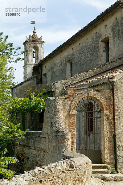 Kirche im Dorf Stilo  Aspromonte Nationalpark  Kalabrien  Italien  Europa