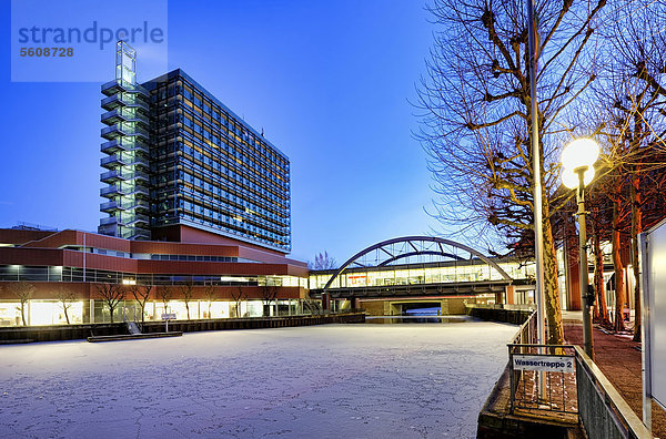 City-Center Bergedorf und Serrahn in Bergedorf  Hamburg  Deutschland  Europa