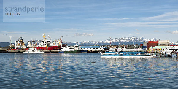 Hafen von Ushuaia  Feuerland  Patagonien  Argentinien  Südamerika